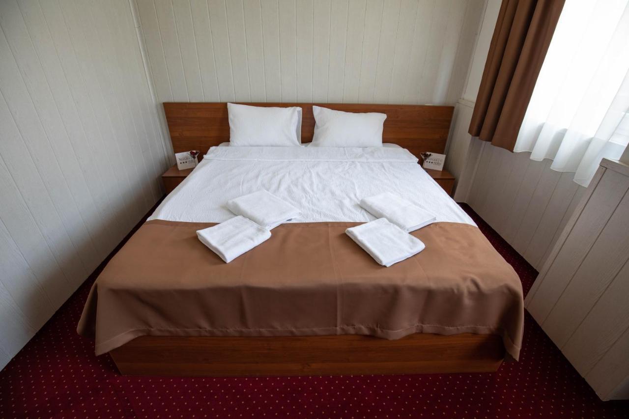 Nepliget Hotel ブダペスト エクステリア 写真